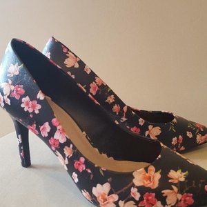 Kelly & Katie Floral Print Heels